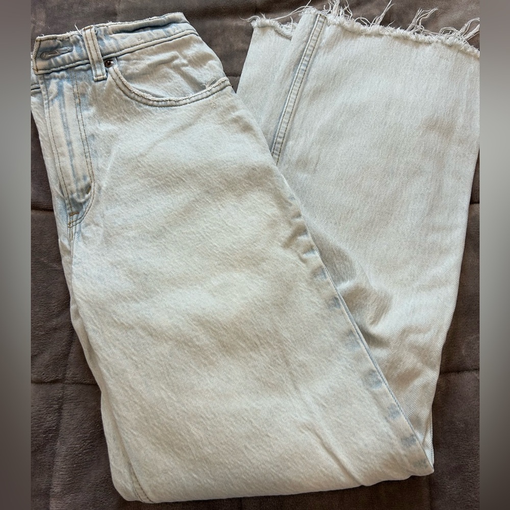 Abercrombie high rise 90s relaxed jean